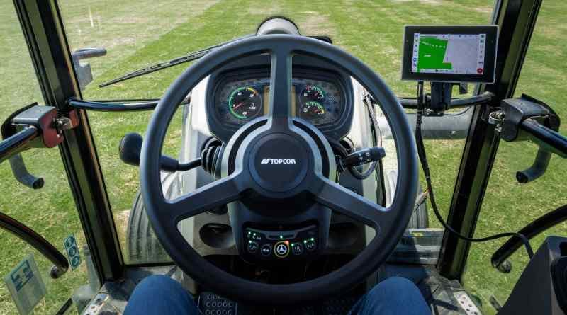 Topcon Agriculture lleva tecnología de precisión asequible al campo