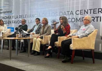 Analizan futuro tecnológico y energético en foro sobre Data Centers